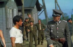John Huston. Fuga per la vittoria con S. Stallone (1981).De Agostini Picture Library John Huston. Fuga per la vittoria con S. Stallone (1981).De Agostini Picture Library
