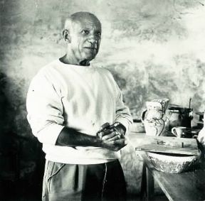 Pablo Ruiz Picasso nel suo studio a Vallauris.De Agostini Picture Library Pablo Ruiz Picasso nel suo studio a Vallauris.De Agostini Picture Library