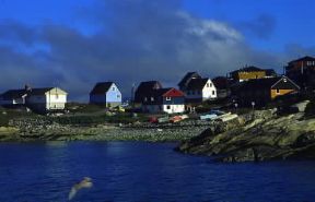 Groenlandia. Case di pescatori a Nuuk.De Agostini Picture Library / D. Staquet Groenlandia. Case di pescatori a Nuuk.De Agostini Picture Library / D. Staquet