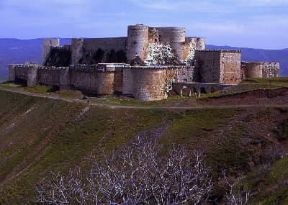 Siria . L'imponente castello fortificato noto come Krak dei Cavalieri.De Agostini Picture Library/C. Sappa Siria . L'imponente castello fortificato noto come Krak dei Cavalieri.De Agostini Picture Library/C. Sappa