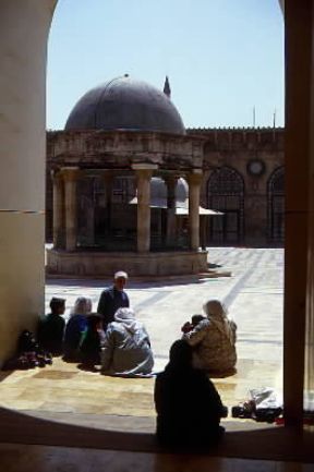 Siria . La Grande Moschea di Aleppo di epoca selgiuchide.De Agostini Picture Library/C. Sappa Siria . La Grande Moschea di Aleppo di epoca selgiuchide.De Agostini Picture Library/C. Sappa