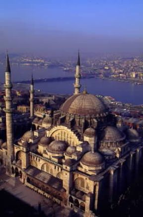 Solimano I . La moschea di Solimano il Magnifico a Istanbul.De Agostini Picture Library/G. Veggi Solimano I . La moschea di Solimano il Magnifico a Istanbul.De Agostini Picture Library/G. Veggi