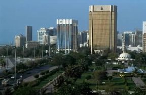 Abu Dhabi. Veduta della capitale degli Emirati Arabi Uniti.De Agostini Picture Library/C. Sappa Abu Dhabi. Veduta della capitale degli Emirati Arabi Uniti.De Agostini Picture Library/C. Sappa
