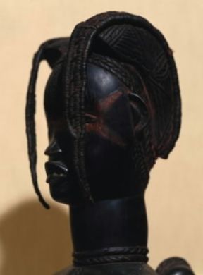 Africa. Testa con acconciatura femminile di arte Kran (Liberia).De Agostini Picture Library/G. Dagli Orti Africa. Testa con acconciatura femminile di arte Kran (Liberia).De Agostini Picture Library/G. Dagli Orti