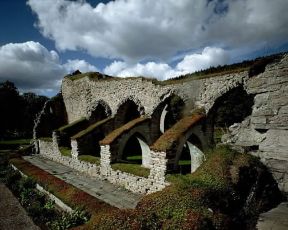 Svezia. Resti dell'abbazia di Alvastra fondata dai monaci cistercensi nel 1143.De Agostini Picture Library/A. Dagli Orti Svezia. Resti dell'abbazia di Alvastra fondata dai monaci cistercensi nel 1143.De Agostini Picture Library/A. Dagli Orti