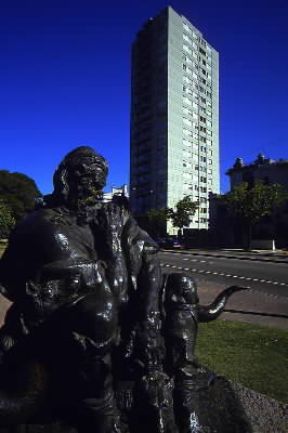 Uruguay. Veduta del centro Montevideo. La capitale è, oltre che importante centro culturale, anche il maggior centro economico del Paese.De Agostini Picture Library/S. Gutierrez Uruguay. Veduta del centro Montevideo. La capitale è, oltre che importante centro culturale, anche il maggior centro economico del Paese.De Agostini Picture Library/S. Gutierrez