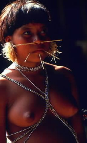 Venezuela. Un indio yanomami.De Agostini Picture Library/G. Sioën Venezuela. Un indio yanomami.De Agostini Picture Library/G. Sioën