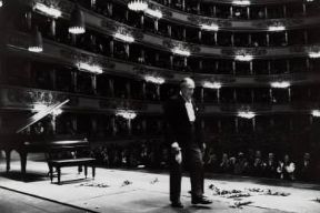 Vlamidir Horowitz al Teatro alla Scala di Milano nel 1985.Yale, University Musical Library Vlamidir Horowitz al Teatro alla Scala di Milano nel 1985.Yale, University Musical Library