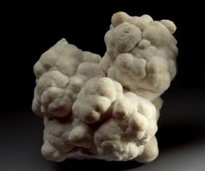 Mesolite. Il minerale è comune nelle cavità di rocce basaltiche.De Agostini Picture Library/A. Rizzi Mesolite. Il minerale è comune nelle cavità di rocce basaltiche.De Agostini Picture Library/A. Rizzi