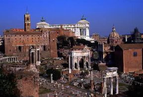 Roma. Il Foro romano, il Campidoglio e, sullo sfondo, il monumento a Vittorio Emanuele II. De Agostini Picture Library / W. Buss Roma. Il Foro romano, il Campidoglio e, sullo sfondo, il monumento a Vittorio Emanuele II. De Agostini Picture Library / W. Buss