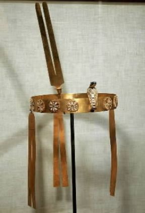 Diadema proveniente dalla tomba della principessa egiziana Sat-Hathor-Yunet nei pressi di el-Lahun (Il Cairo, Museo Egizio).De Agostini Picture Library/A. Dagli Orti Diadema proveniente dalla tomba della principessa egiziana Sat-Hathor-Yunet nei pressi di el-Lahun (Il Cairo, Museo Egizio).De Agostini Picture Library/A. Dagli Orti