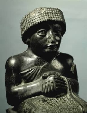 Lagas. Particolare di una statuetta di Gudea in diorite nera (fine del III millennio a. C.; Parigi, Louvre).De Agostini Picture Library/G. Dagli Orti Lagas. Particolare di una statuetta di Gudea in diorite nera (fine del III millennio a. C.; Parigi, Louvre).De Agostini Picture Library/G. Dagli Orti