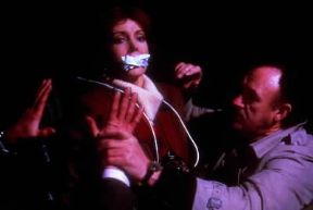 Arthur Penn. Una scena tratta da Target scuola omicidi (1985).De Agostini Picture Library Arthur Penn. Una scena tratta da Target scuola omicidi (1985).De Agostini Picture Library