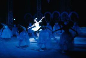 Balletto. Uno spettacolo del balletto dell'Opera di Riga.De Agostini Picture Library/M. Bertinetti Balletto. Uno spettacolo del balletto dell'Opera di Riga.De Agostini Picture Library/M. Bertinetti