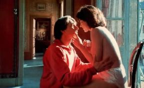 Francia. Beatrice Dalle in un fotogramma del film Betty Blue di J. J. Beineix (1986).De Agostini Picture Library Francia. Beatrice Dalle in un fotogramma del film Betty Blue di J. J. Beineix (1986).De Agostini Picture Library
