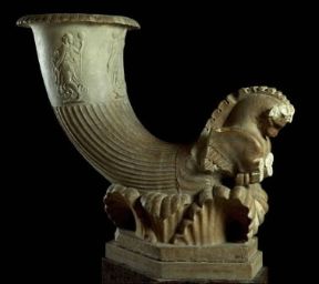 Rhyton neoattico di Pontios (Roma, Musei Capitolini).De Agostini Picture Library/M. Bertinetti Rhyton neoattico di Pontios (Roma, Musei Capitolini).De Agostini Picture Library/M. Bertinetti