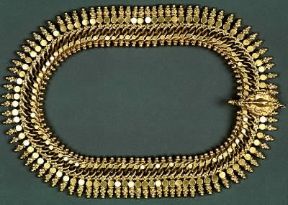 Collana d'oro a elementi snodati (sec. XIX).Finarte Collana d'oro a elementi snodati (sec. XIX).Finarte