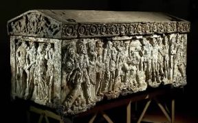 Funerario. Sarcofago etrusco di Torre Severo con scena raffigurante Ulisse e Achille (Orvieto, Musei Civici).De Agostini Picture Library/G. Dagli Orti Funerario. Sarcofago etrusco di Torre Severo con scena raffigurante Ulisse e Achille (Orvieto, Musei Civici).De Agostini Picture Library/G. Dagli Orti