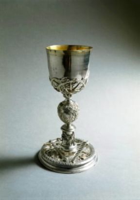 Argento. Un calice d'argento del 1637 di Cosimo Merlini (Luco di Mugello, chiesa di S.Pietro).De Agostini Picture Library/G. Nimatallah Argento. Un calice d'argento del 1637 di Cosimo Merlini (Luco di Mugello, chiesa di S.Pietro).De Agostini Picture Library/G. Nimatallah