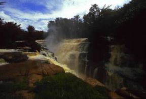 Congo. Le cascate Loufoulakari formate dal fiume nei pressi di Brazzaville.De Agostini Picture Library / M. Bertinetti Congo. Le cascate Loufoulakari formate dal fiume nei pressi di Brazzaville.De Agostini Picture Library / M. Bertinetti