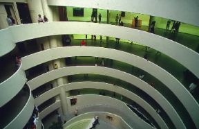 Frank Lloyd Wright. L'interno del S. Guggenheim Museum di New York.De Agostini Picture Library/G. Sioën Frank Lloyd Wright. L'interno del S. Guggenheim Museum di New York.De Agostini Picture Library/G. Sioën