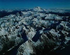 Cordigliera delle Ande. Veduta aerea delle Ande con i Monti Catedral, Tronador e Puntiagudo.De Agostini Picture Library/Pubbli AerFoto Cordigliera delle Ande. Veduta aerea delle Ande con i Monti Catedral, Tronador e Puntiagudo.De Agostini Picture Library/Pubbli AerFoto