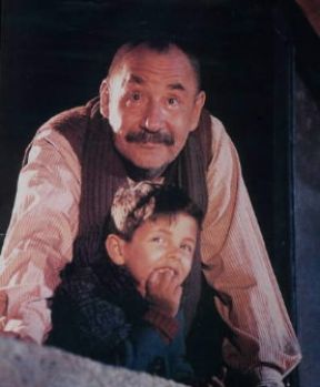 Giuseppe Tornatore. Una scena del film Nuovo Cinema Paradiso del 1989 con Philippe Noiret e Salvatore Cascio.De Agostini Picture Library Giuseppe Tornatore. Una scena del film Nuovo Cinema Paradiso del 1989 con Philippe Noiret e Salvatore Cascio.De Agostini Picture Library