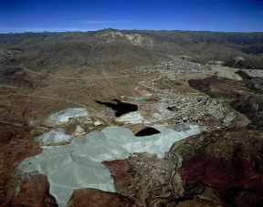 Stagno . Una miniera di stagno in Bolivia. PUBBLI AER FOTO Stagno . Una miniera di stagno in Bolivia. PUBBLI AER FOTO