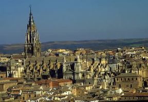 Toledo. Veduta della città con la cattedrale edificata dal 1226 al 1496.De Agostini Picture Library/F. Giaccone Toledo. Veduta della città con la cattedrale edificata dal 1226 al 1496.De Agostini Picture Library/F. Giaccone