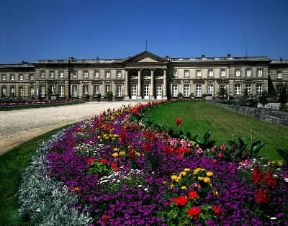 CompiÃ¨gne. Veduta del palazzo reale (sec. XVIII).De Agostini Picture Library / G. Dagli Orti