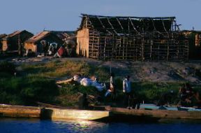 Zambia. Il canale dello Zambesi presso Mongu.De Agostini Picture Library/S. Vannini Zambia. Il canale dello Zambesi presso Mongu.De Agostini Picture Library/S. Vannini