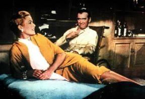 Alfred Hitchcock. Grace Kelly e Cary Grant in La finestra sul cortile (1954).De Agostini Picture Library Alfred Hitchcock. Grace Kelly e Cary Grant in La finestra sul cortile (1954).De Agostini Picture Library
