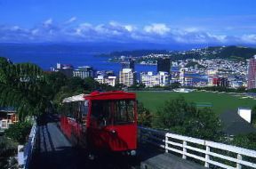 Nuova Zelanda . La funicolare di Wellington.De Agostini Picture Library/G. Sioën Nuova Zelanda . La funicolare di Wellington.De Agostini Picture Library/G. Sioën