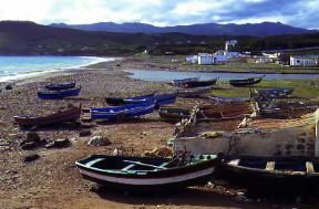 Marocco. Imbarcazioni di pescatori a Qued Lahou (Tétouan).De Agostini Picture Library/C. Sappa Marocco. Imbarcazioni di pescatori a Qued Lahou (Tétouan).De Agostini Picture Library/C. Sappa