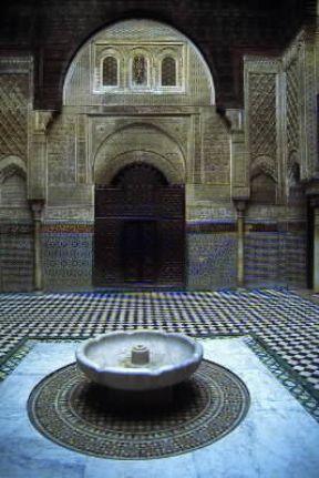 Marocco. Scorcio della madrasa al-'Attarin, edificata a Fès intorno al 1325 da Abu Sa'id.De Agostini Picture Library/C. Sappa Marocco. Scorcio della madrasa al-'Attarin, edificata a Fès intorno al 1325 da Abu Sa'id.De Agostini Picture Library/C. Sappa