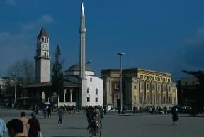 Albania. Veduta della Moschea di Ethem Bey a Tirana.De Agostini Picture Library/C. Sappa Albania. Veduta della Moschea di Ethem Bey a Tirana.De Agostini Picture Library/C. Sappa