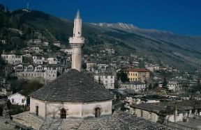 Albania. Moschea del XVIII sec. a Gjirokaster.De Agostini Picture Library/C. Sappa Albania. Moschea del XVIII sec. a Gjirokaster.De Agostini Picture Library/C. Sappa