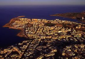 Malta. Veduta aerea della baia di St. Paul, centro turistico del Paese.De Agostini Picture Library/G. Sioën Malta. Veduta aerea della baia di St. Paul, centro turistico del Paese.De Agostini Picture Library/G. Sioën