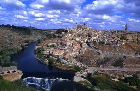 Toledo. Veduta aerea della città .De Agostini Picture Library/W. Buss Toledo. Veduta aerea della città .De Agostini Picture Library/W. Buss