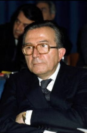Giulio Andreotti. Farabolafoto Giulio Andreotti. Farabolafoto