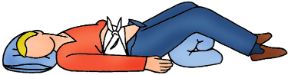 Intervento sulla ferita all'addome. Posizione dell'infortunato. Ferite all'addome. Trasportate l’infortunato al più vicino ospedale in posizione supina e con le ginocchia flesse. Intervento sulla ferita all'addome. Posizione dell'infortunato. Ferite all'addome. Trasportate l’infortunato al più vicino ospedale in posizione supina e con le ginocchia flesse.