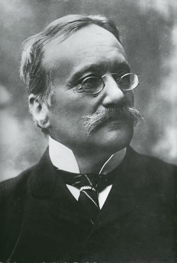 Arrigo Boito, compositore, librettista e scrittore Il musicista e scrittore veneziano Arrigo Boito (1842-1918) conobbe a Parigi musicisti famosi, tra i quali Verdi, e dal 1862 frequentò a Milano gli ambienti intellettuali più avanzati. Con il Arrigo Boito, compositore, librettista e scrittore Il musicista e scrittore veneziano Arrigo Boito (1842-1918) conobbe a Parigi musicisti famosi, tra i quali Verdi, e dal 1862 frequentò a Milano gli ambienti intellettuali più avanzati. Con il