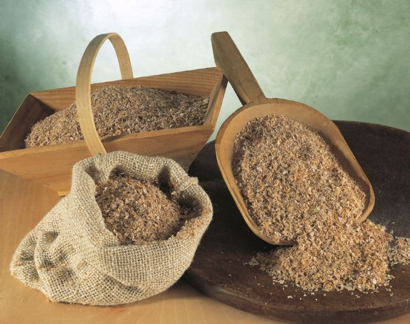 La crusca contro le patologie tipiche della società contemporanea Secondo i nutrizionisti la crusca è utile per prevenire obesità, stitichezza e inoltre contrasta l'iperalimentazione e riduce l'assorbimento di grassi. La crusca contro le patologie tipiche della società contemporanea Secondo i nutrizionisti la crusca è utile per prevenire obesità, stitichezza e inoltre contrasta l'iperalimentazione e riduce l'assorbimento di grassi.