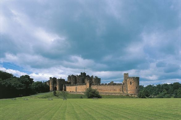 Castello di Alnwich Il Castello di Alnwich, nel nord est della Gran Bretagna, è il set della scuola di Hogwarts e delle partite di Quidditch.
© De Agostini Picture Library. Castello di Alnwich Il Castello di Alnwich, nel nord est della Gran Bretagna, è il set della scuola di Hogwarts e delle partite di Quidditch.
© De Agostini Picture Library.