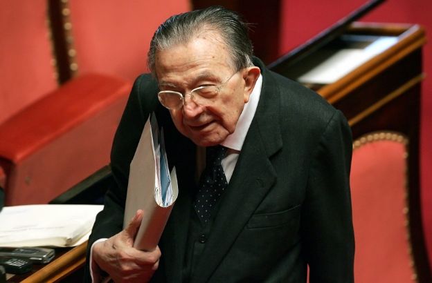 giulio-andreotti giulio-andreotti