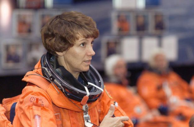 eileen-collins eileen-collins