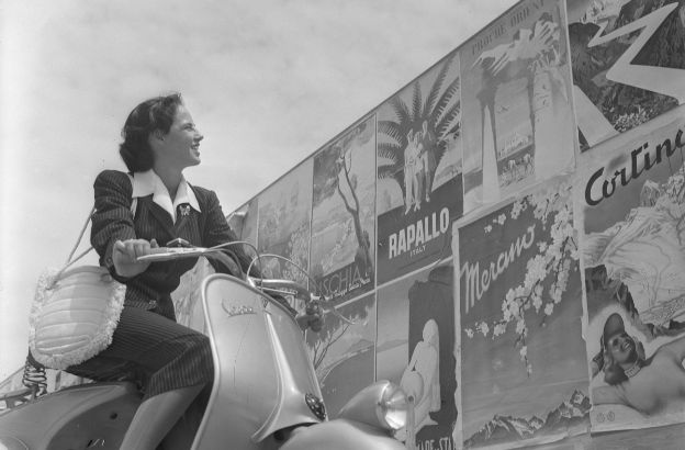 Vespa.jpg Vespa.jpg