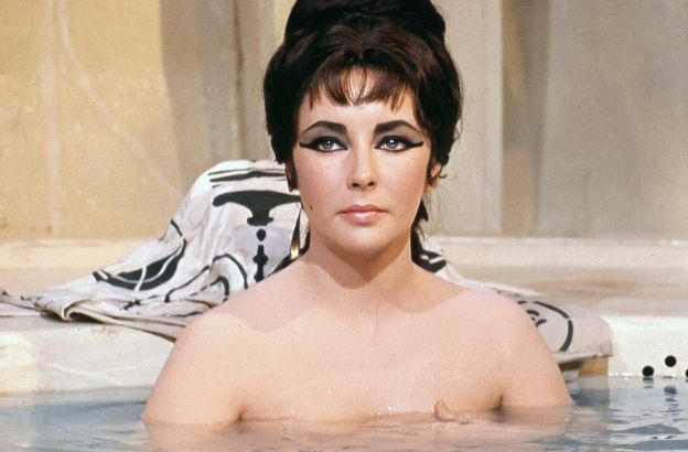 cleopatra-make-up.jpg cleopatra-make-up.jpg