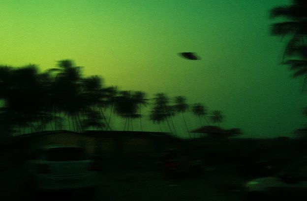 ufo.jpg ufo.jpg