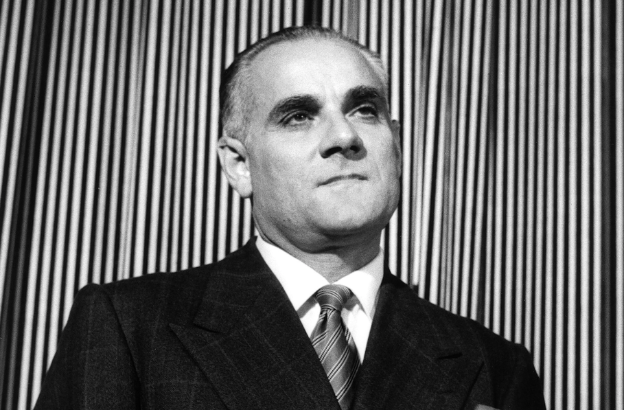 alberto-moravia.jpg alberto-moravia.jpg